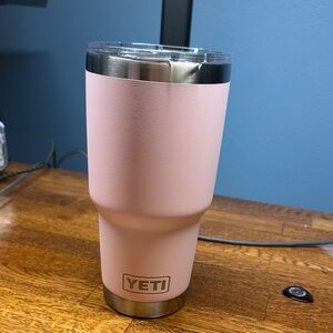 30oz ice pink yeti